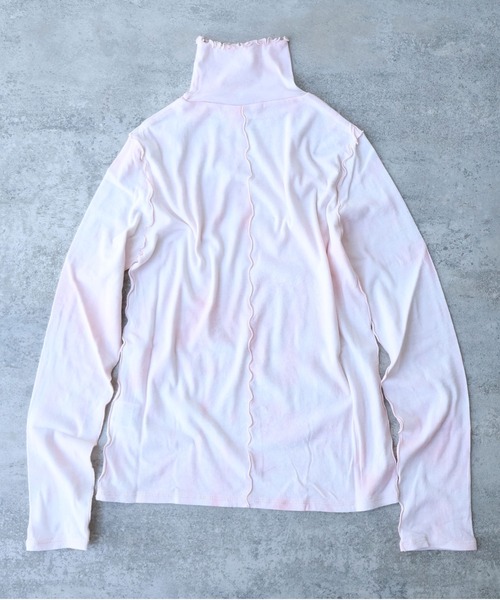 yuni(ユニ )の「60/-強撚ストレッチフライス difused dyeハイネックプルオーバー(Tシャツ/カットソー・レディース・チャコールグレー/ピンク・FREE)」の3枚目の写真