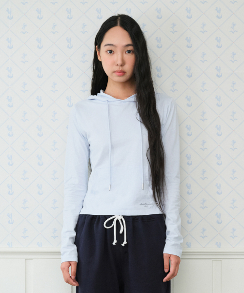 AMESWORLDWIDE(アメスワールドワイド)の「CLASSIC CROP HOODIE LS TEE SKY BLUE(Tシャツ/カットソー・レディース・その他・SMALL/MEDIUM)」の7枚目の写真