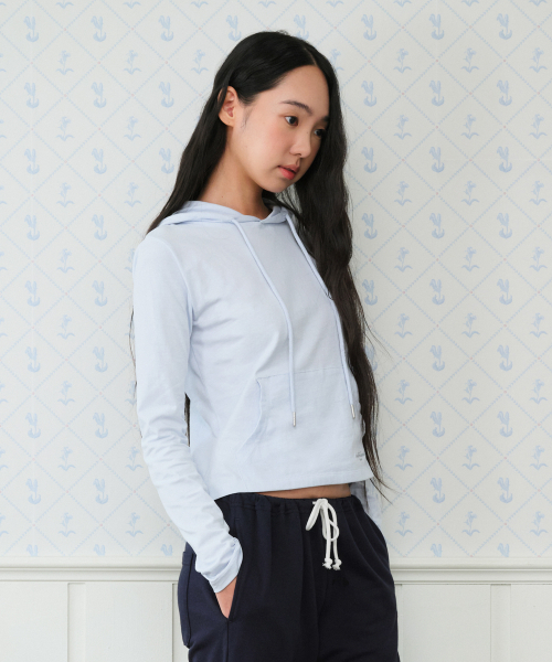 AMESWORLDWIDE(アメスワールドワイド)の「CLASSIC CROP HOODIE LS TEE SKY BLUE(Tシャツ/カットソー・レディース・その他・SMALL/MEDIUM)」の5枚目の写真