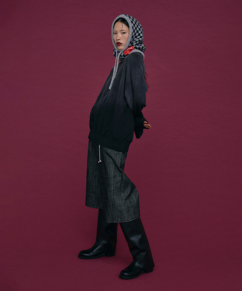 KURO(クロ)の「KURO 別注 WIDE SPREAD CROPPED デニムパンツ(デニムパンツ・レディース・ブラウン/ブラック・LARGE/MEDIUM)」の3枚目の写真