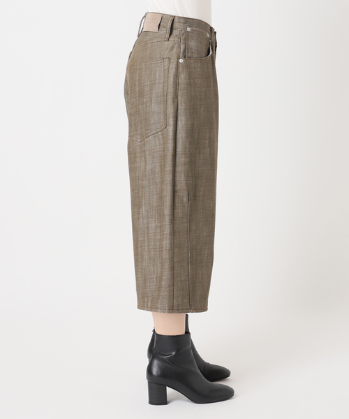 KURO(クロ)の「KURO 別注 WIDE SPREAD CROPPED デニムパンツ(デニムパンツ・レディース・ブラウン/ブラック・LARGE/MEDIUM)」の9枚目の写真