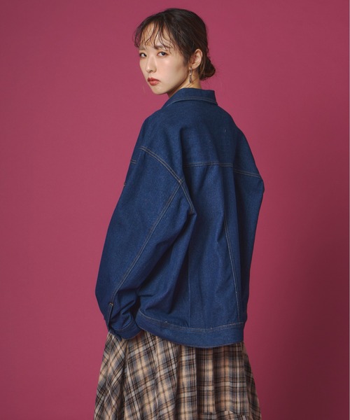 terrace（テラス）の「オーバーサイズ2ポケットデニムジャケット（デニムジャケット・レディース・ブルー/ブラック/インディゴブルー・FREE）」の6枚目の写真