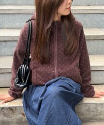 ショルダースリットハトメワッペンジップパーカー（パーカー