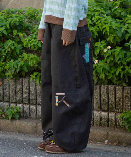 RuNaKi'Hu'（ルナキフ）の「WXP110 コトノハ コットンウォッシュ バルーンパンツ (BLACK)（その他パンツ・レディース・その他・1/2）」の2枚目の写真