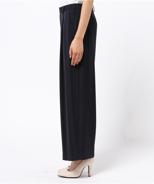 22 OCTOBRE（ヴァンドゥ－オクトーブル）の「シャドーストライプパンツ（その他パンツ・レディース・ベージュ/ネイビー・36/38/40）」の4枚目の写真