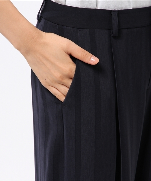 22 OCTOBRE（ヴァンドゥ－オクトーブル）の「シャドーストライプパンツ（その他パンツ・レディース・ベージュ/ネイビー・36/38/40）」の8枚目の写真