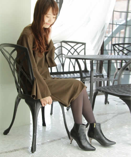 SESTO(セスト)の「美脚スリムショートブーツ(ブーツ・レディース・ブラック/グレイッシュベージュ/ブラック系その他/ブラック×ゴールド/ダークブラウン/キャメル・LL/3L/L/S/M)」の20枚目の写真