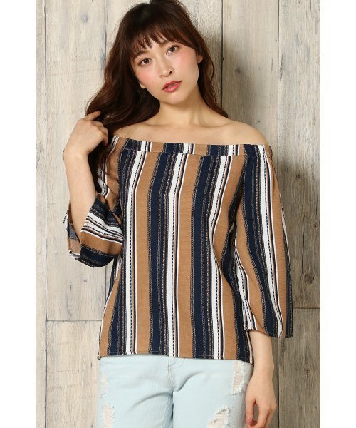 VENCEEXCHANGE（ヴァンスエクスチェンジ）の「エスニックストライプオフショル      （シャツ/ブラウス・レディース・ベージュ/ブルー・MEDIUM）」の10枚目の写真