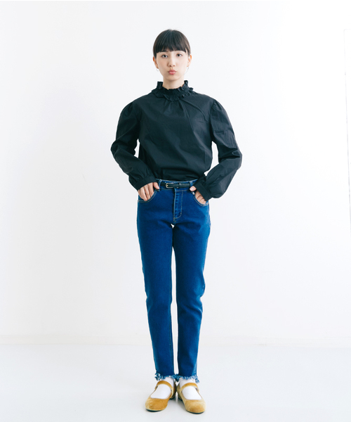 MERLOT（メルロー）の「デニムストレッチスキニーカットオフフリンジパンツ641-8527（デニムパンツ・レディース・ネイビー/ブルー・FREE）」の10枚目の写真