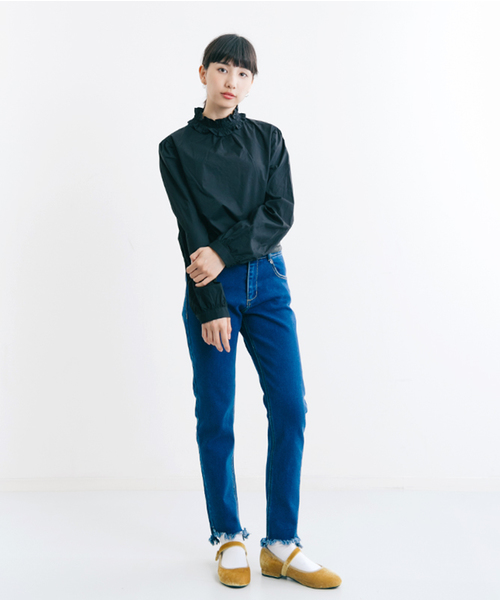 MERLOT（メルロー）の「デニムストレッチスキニーカットオフフリンジパンツ641-8527（デニムパンツ・レディース・ネイビー/ブルー・FREE）」の11枚目の写真