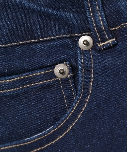 MERLOT（メルロー）の「デニムストレッチスキニーカットオフフリンジパンツ641-8527（デニムパンツ・レディース・ネイビー/ブルー・FREE）」の7枚目の写真