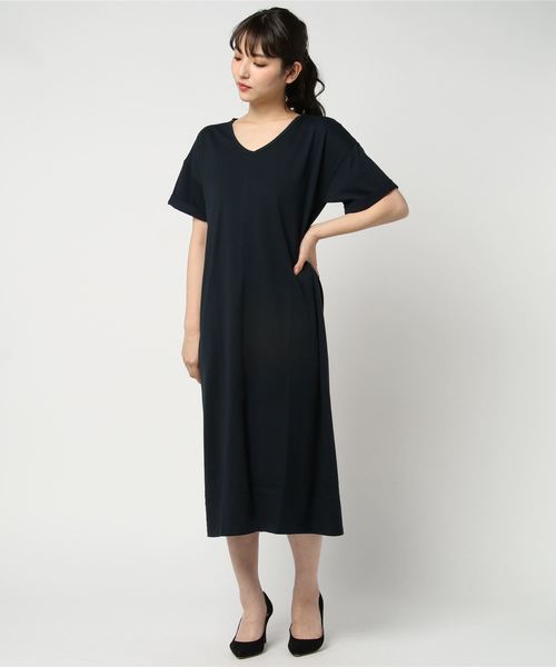 AULI Vネックロングワンピース AULI Vネックロングワンピース