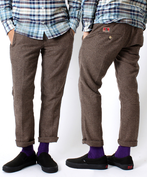 BEAMS（ビームス）の「□CAT'S PAW×BEAMS / 別注 ヘリンボーン クロップドパンツ（スラックス・メンズ・グレー/ダークブラウン・28/30/32/34）」の2枚目の写真