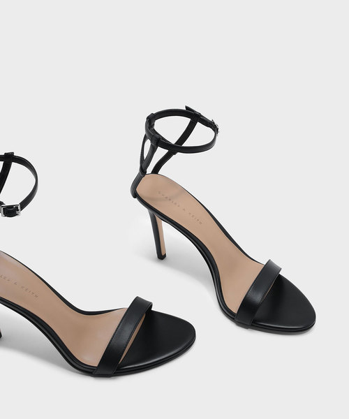 CHARLES & KEITH（チャールズ & キース）の「アンクルストラップスティレット / ANKLE STRAP STILETTOS（サンダル・レディース・ブラック/バーガンディー/ブラウン系その他・23.5cm/22.5cm/24.5cm/23cm/25cm/25.5cm）」の7枚目の写真