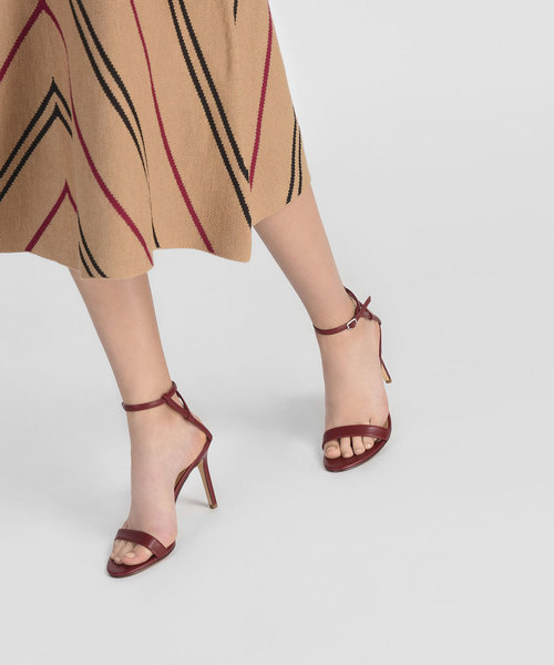 CHARLES & KEITH（チャールズ & キース）の「アンクルストラップスティレット / ANKLE STRAP STILETTOS（サンダル・レディース・ブラック/バーガンディー/ブラウン系その他・23.5cm/22.5cm/24.5cm/23cm/25cm/25.5cm）」の10枚目の写真