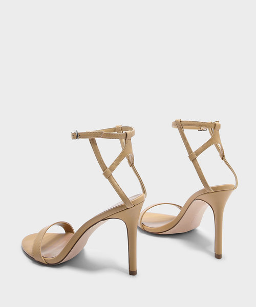 CHARLES & KEITH（チャールズ & キース）の「アンクルストラップスティレット / ANKLE STRAP STILETTOS（サンダル・レディース・ブラック/バーガンディー/ブラウン系その他・23.5cm/22.5cm/24.5cm/23cm/25cm/25.5cm）」の18枚目の写真