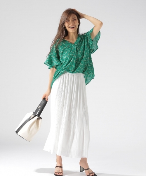 BAYFLOW（ベイフロー）の「BAYFLOW／ソデフレアプリントVネックブラウス 18SS（シャツ/ブラウス・レディース・その他1/その他2/その他4/その他3・MEDIUM/SMALL）」の5枚目の写真