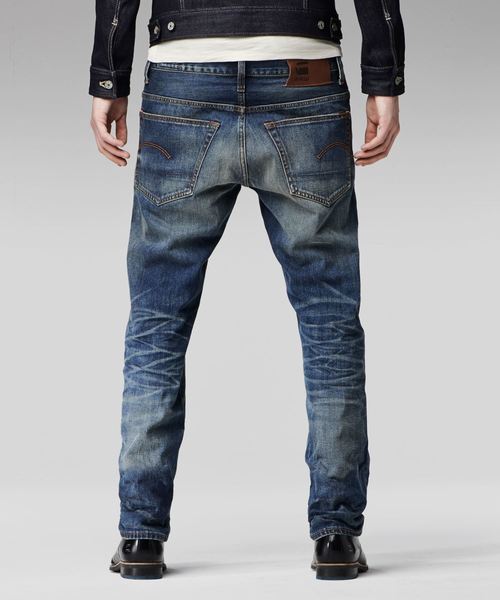 G-STAR（ジースター）の「3301 Straight Jeans（デニムパンツ・メンズ・インディゴブルー・32inch/30inch/28inch/31inch/29inch/33inch/34inch）」の2枚目の写真