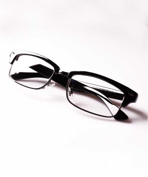 LUGG NAGG（ラグナグ）の「【LUGG NAGG SELECT/ ラグナグセレクト】サングラス/ ダテメガネ/ ウェリントン/ ボストン/ サーモント/ ＵＶ400（メガネ・レディース・ブラック/ブラウン/クリアブラック/ブラウン系その他/ブラック系その他2/ブラウン系その他2/ブラウン系その他3/ブラック系その他/ブラック系その他3/ブラウン×イエロー/ブラック×グレー/ブラウン系その他4/ブラック×ブルー/ブラウン系その他6/ブラウン系その他5/ブラック系その他4/B/D/C/A・FREE）」の3枚目の写真