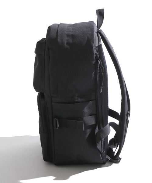 WEGO（ウィゴー）の「WEGO/ハートカラビナ付きボックスロゴリュック（バックパック/リュック・レディース・ホワイト/ブラック・FREE）」の5枚目の写真