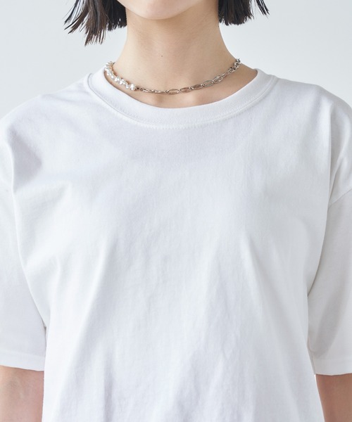 Chaco closet(チャコ クローゼット)の「【Champion Authentic T-SHIRTS】レディース チャンピオンスーパーオーバーサイズコットン 半袖 ロゴTシャツ(Tシャツ/カットソー・レディース・グレー/ブラック/ホワイト/ネイビー/ダークグリーン/オレンジ/マルーン/ヘザーチャコール/レッド/アッシュ/ワイン/ロイヤルブルー/パープル/グリーン/ライトブルー・S/M/L/XL)」の21枚目の写真