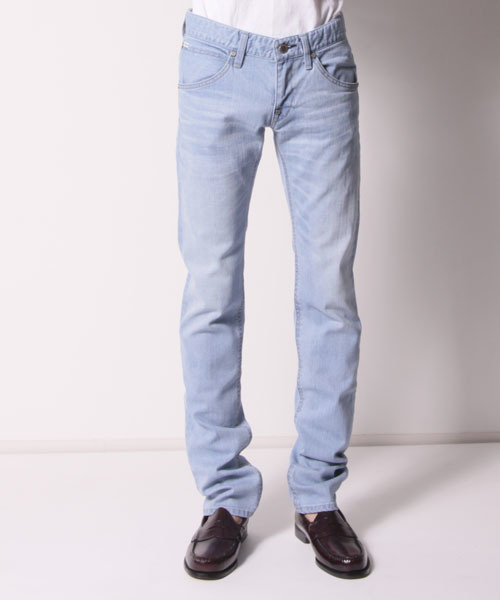 FACTOTUM（ファクトタム）の「【オンライン限定セール対象品】FACTOTUM × MAGINE AMERICAN RAG CIE Limited edition スーパースリムブリーチデニムパンツ∴（デニムパンツ・メンズ・ライトインディゴブルー・30/29/31/28）」の5枚目の写真