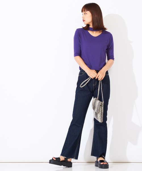 WEGO(ウィゴー)の「WEGO/チョーカー5分袖リブTシャツ(Tシャツ/カットソー・レディース・ブラック/ブラウン/グリーン/パープル・FREE)」の12枚目の写真