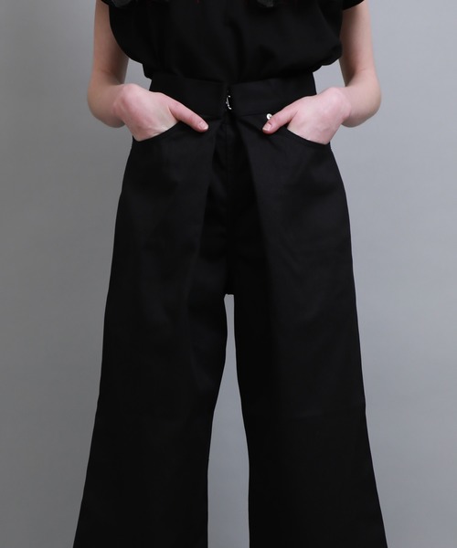 約3万円★JOHN LAWRENCE SULLVAN フロントホックワイドパンツ JOHN LAWRENCE SULLIVAN（ジョンローレンスサリバン）の「【JOHN
