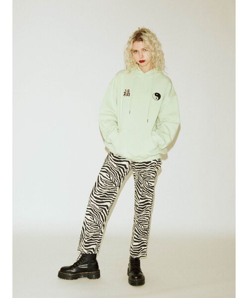 jouetie（ジュエティ）の「センターピンタックストレートパンツ（その他パンツ・レディース・ブラック/ブラウン/ブルー/その他1・MEDIUM）」の8枚目の写真