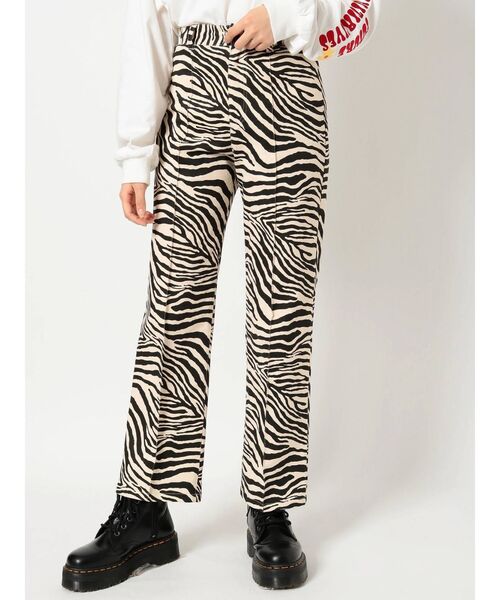 jouetie（ジュエティ）の「センターピンタックストレートパンツ（その他パンツ・レディース・ブラック/ブラウン/ブルー/その他1・MEDIUM）」の9枚目の写真