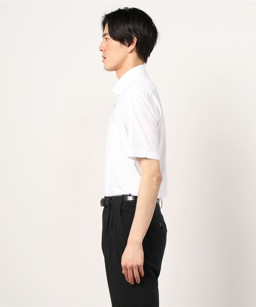Perfect Suit FActory（パーフェクトスーツファクトリー）の「【完全ノーアイロン】半袖アイシャツ　ボタンダウン織柄無地　オフホワイト（シャツ/ブラウス・メンズ・オフホワイト・S/L/LL/M）」の2枚目の写真