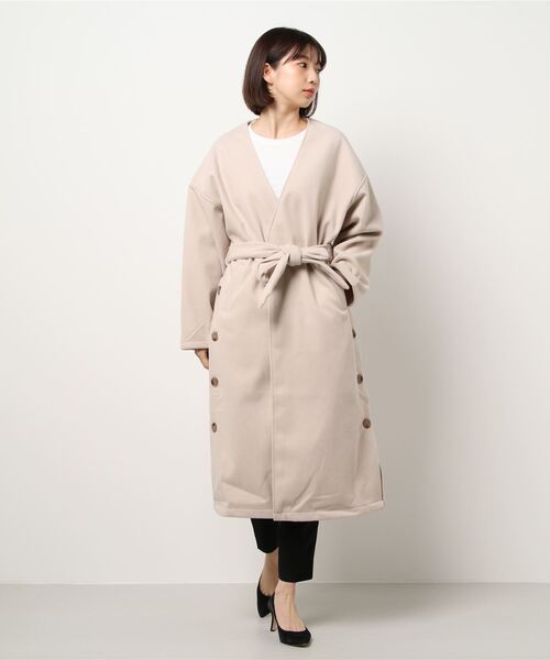 STYLEBLOCK(スタイルブロック)の「ソフトメルトンサイドボタンノーカラーコート(チェスターコート・レディース・モカ/グレイッシュベージュ/ホワイト系その他/チャコールグレー・M)」の8枚目の写真