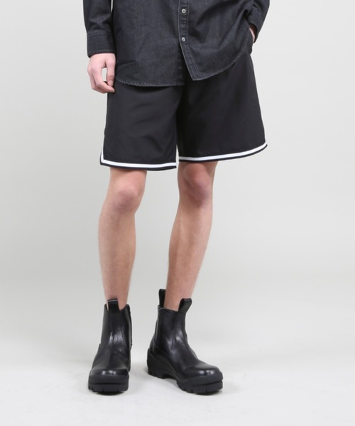 GalaabenD（ガラアーベント）の「テフロンハイパフォーマンスタフタバスケットショーツ（その他パンツ・メンズ・アイボリー/ブラック・M/S）」の2枚目の写真