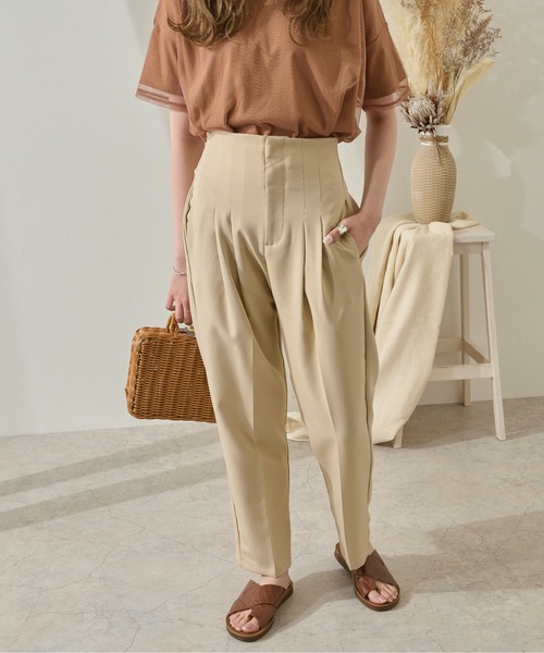 Ambre Neige（アンブルネージュ）の「ハイウエストタックパンツ／【WEB/EC限定商品】（その他パンツ・レディース・ベージュ/グリーン系その他/モカ・FREE）」の14枚目の写真