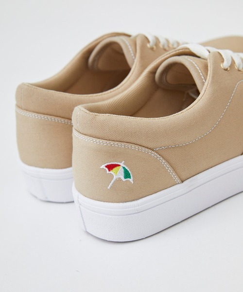 Arnold Palmer（アーノルドパーマー）の「スニーカーシューズ（スニーカー・レディース・ベージュ/ホワイト/ブラック・23.5cm/24.0cm/23.0cm）」の6枚目の写真