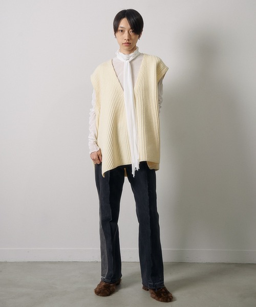 JANESMITH(ジェーンスミス)の「JANESMITH ジェーンスミス / OVER SIZE V NECK KINT オーバーサイズVネックニットベスト / 21WKN-#809S(ベスト・レディース・ホワイト/ブラック/グレー/イエロー系その他・SMALL/MEDIUM/LARGE)」の9枚目の写真