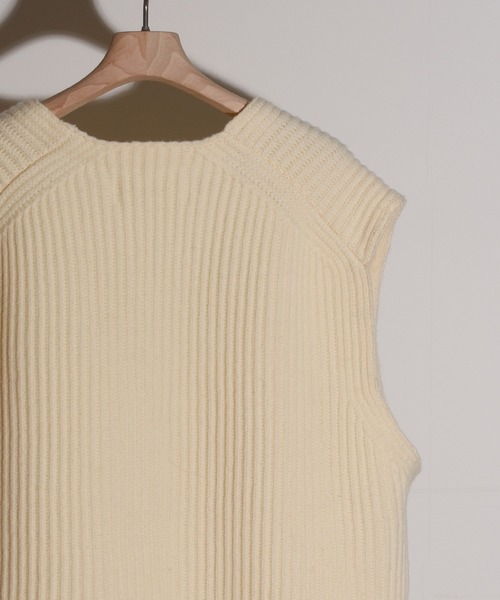 JANESMITH(ジェーンスミス)の「JANESMITH ジェーンスミス / OVER SIZE V NECK KINT オーバーサイズVネックニットベスト / 21WKN-#809S(ベスト・レディース・ホワイト/ブラック/グレー/イエロー系その他・SMALL/MEDIUM/LARGE)」の15枚目の写真