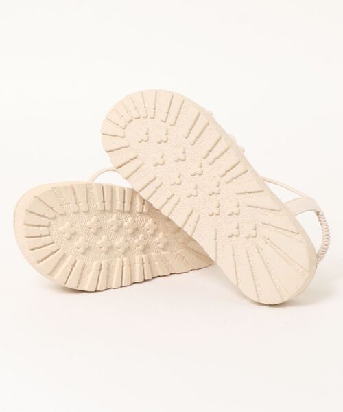 Anuenue(アヌエヌエ)の「オープントゥクロスストラップサンダル(サンダル・レディース・ブラック/ベージュ/ピンク・22.5cm/23.5cm/24.5cm/23.0cm/24.0cm/25.0cm)」の5枚目の写真