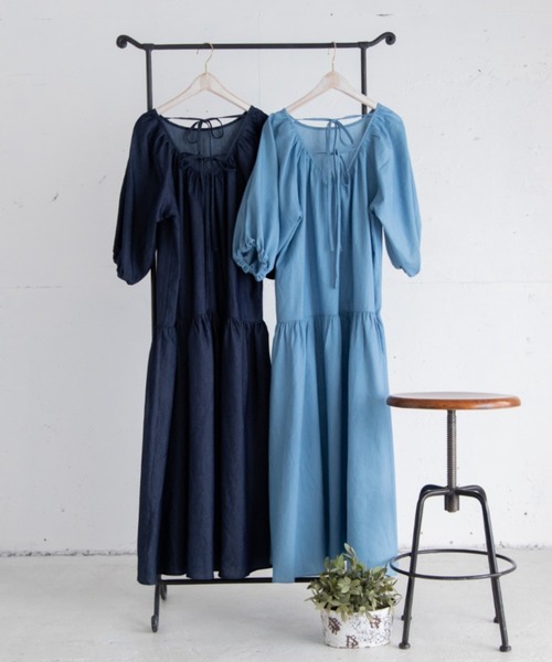 Mysa&Liina（ミーサリーナ）の「バックオープン ゆったりデニムワンピース（ワンピース・レディース・サックスブルー/インディゴブルー・M）」の14枚目の写真