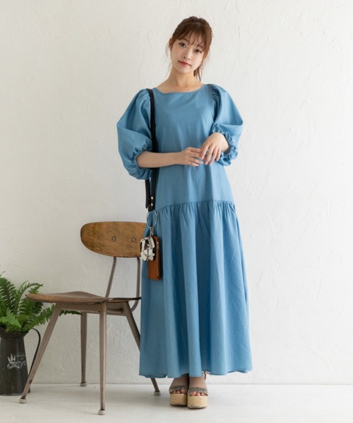 Mysa&Liina（ミーサリーナ）の「バックオープン ゆったりデニムワンピース（ワンピース・レディース・サックスブルー/インディゴブルー・M）」の17枚目の写真