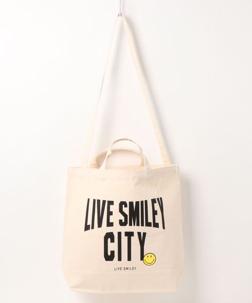 PARKS TOKYO SELECT(パークストウキョウセレクト)の「【LIVE SMILEY】キャンバス 2 WAY ショルダートートバック(ショルダーバッグ・レディース・オフホワイト/ホワイト×ネイビー/ホワイト×ブラック/ホワイト×ピンク・FREE)」の10枚目の写真