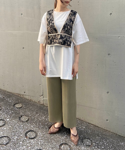 AS KNOW AS plus（アズノゥアズプラス）の「☆ジャカードビスチェセットＴシャツ【ZOZOTOWN限定アイテム】（Tシャツ/カットソー・レディース・ブラック/ブラウン/ブルー・FREE）」の7枚目の写真