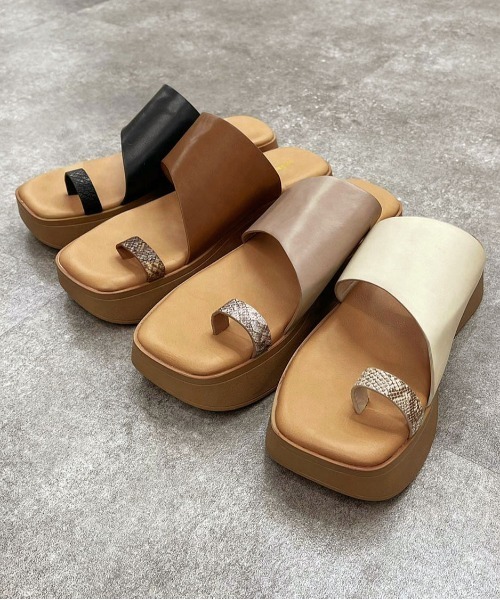 apres jour mignon（アプレジュールミニョン）の「厚底サンダル 【ZOZOTOWN限定アイテム】（サンダル・レディース・キャメル/グレイッシュベージュ/アイボリー/ブラック・LARGE/MEDIUM/SMALL/X-LARGE）」の8枚目の写真