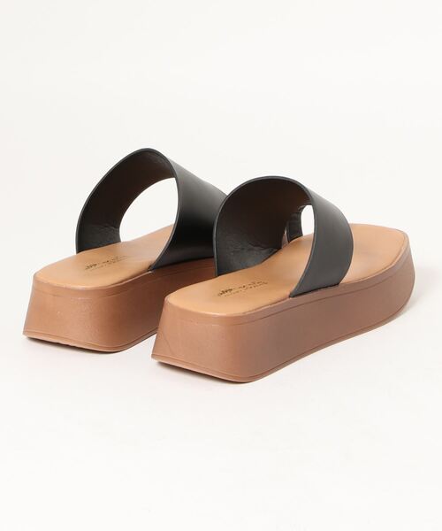 apres jour mignon（アプレジュールミニョン）の「厚底サンダル 【ZOZOTOWN限定アイテム】（サンダル・レディース・キャメル/グレイッシュベージュ/アイボリー/ブラック・LARGE/MEDIUM/SMALL/X-LARGE）」の6枚目の写真