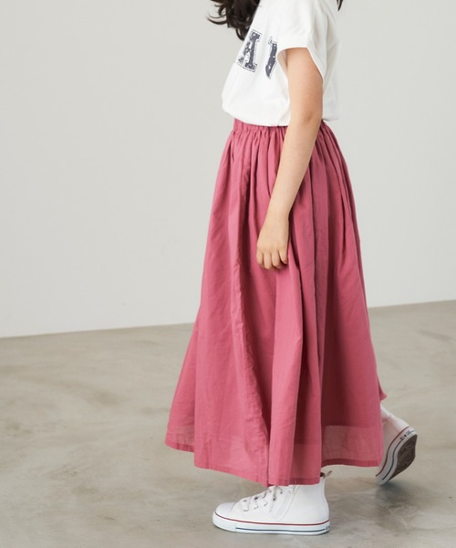 &yam(アンドヤム)の「コットンボイルワッシャーロングスカート(スカート・キッズ・ブラック/グリーン/ブルー/ブラウン/ピンク/ベージュ・130-140cm/120-130cm/150-160cm/110-120cm/140-150cm)」の6枚目の写真