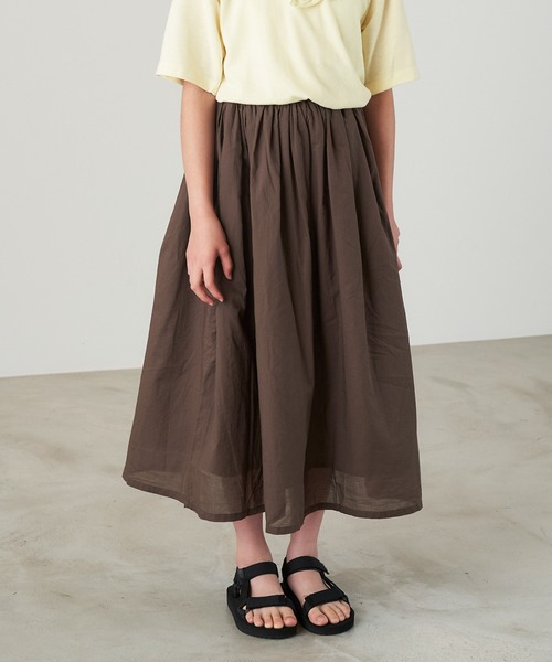 &yam(アンドヤム)の「コットンボイルワッシャーロングスカート(スカート・キッズ・ブラック/グリーン/ブルー/ブラウン/ピンク/ベージュ・130-140cm/120-130cm/150-160cm/110-120cm/140-150cm)」の11枚目の写真