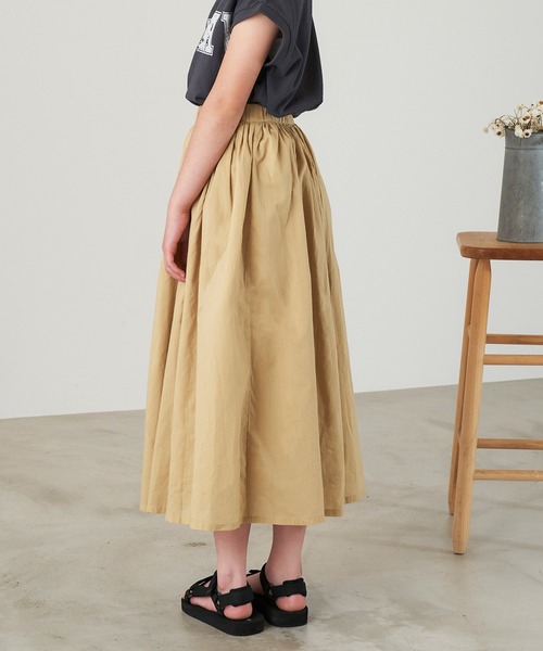 &yam(アンドヤム)の「コットンボイルワッシャーロングスカート(スカート・キッズ・ブラック/グリーン/ブルー/ブラウン/ピンク/ベージュ・130-140cm/120-130cm/150-160cm/110-120cm/140-150cm)」の16枚目の写真