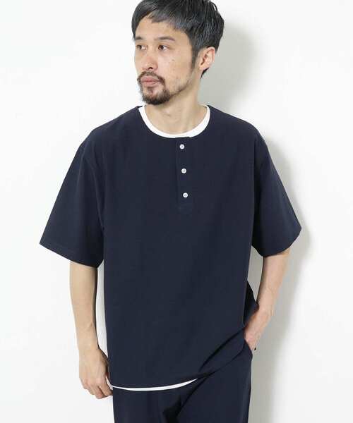 URBAN RESEARCH Sonny Label（アーバンリサーチサニーレーベル）の「『吸水速乾』ドライタッチヘンリーシャツ/インナーセット（Tシャツ/カットソー・メンズ・ネイビー/オレンジ/アイボリー/ミント・MEDIUM/LARGE）」の17枚目の写真