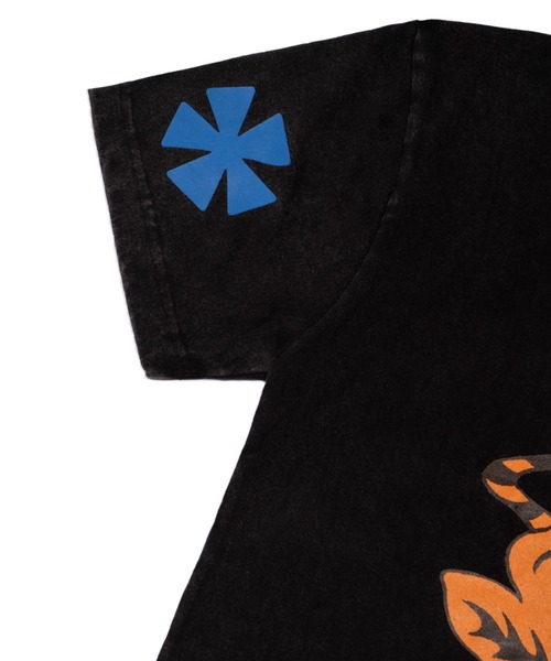 Evae mob（エヴァーモブ）の「EVAEMOB＋TYGA/エバーモブ＋タイガ/コラボレーションTシャツ/Tyga Collaboration Tee（Tシャツ/カットソー・メンズ・ブラック/ホワイト・X-LARGE/LARGE）」の20枚目の写真