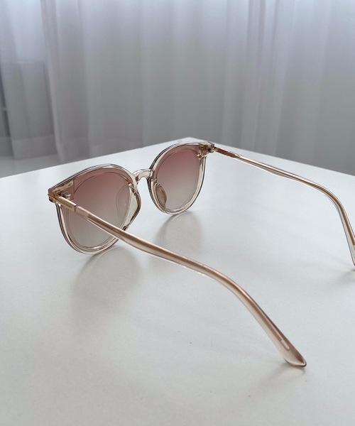 StyleSea（スタイルシー）の「フォックスウェリントンカラーレンズアイウェア（サングラス・レディース・ブラック/ブラウン/カーキ/ライトピンク・FREE）」の16枚目の写真